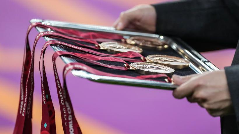 世界杯2026:季军争夺战 - 不受欢迎的平局还是带有“金色层次”的比赛?